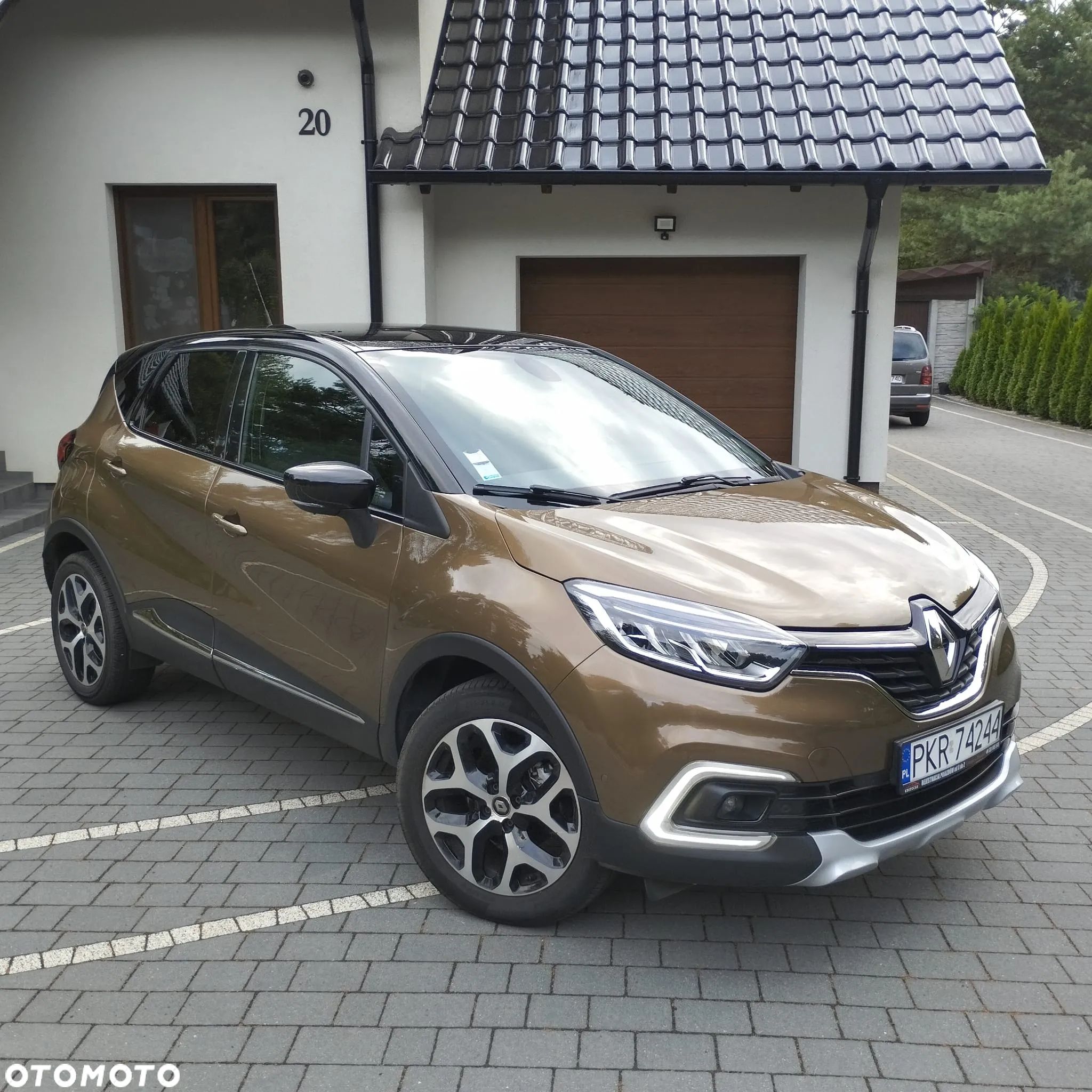 Renault Captur - 1