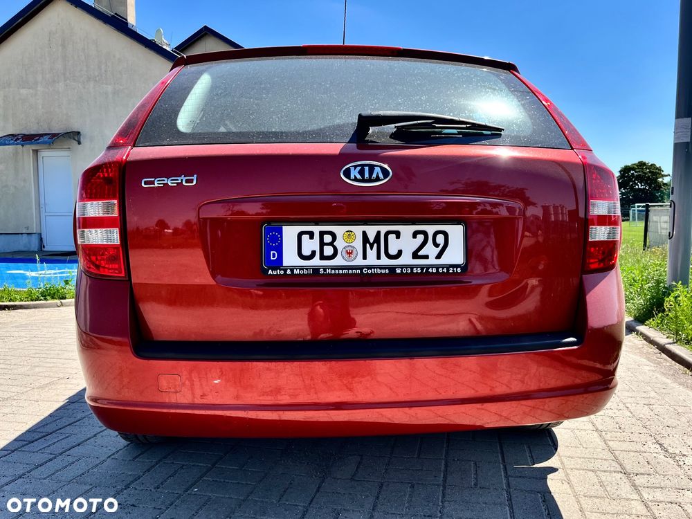Kia Ceed 1.4 CVVT LX Basis - 4