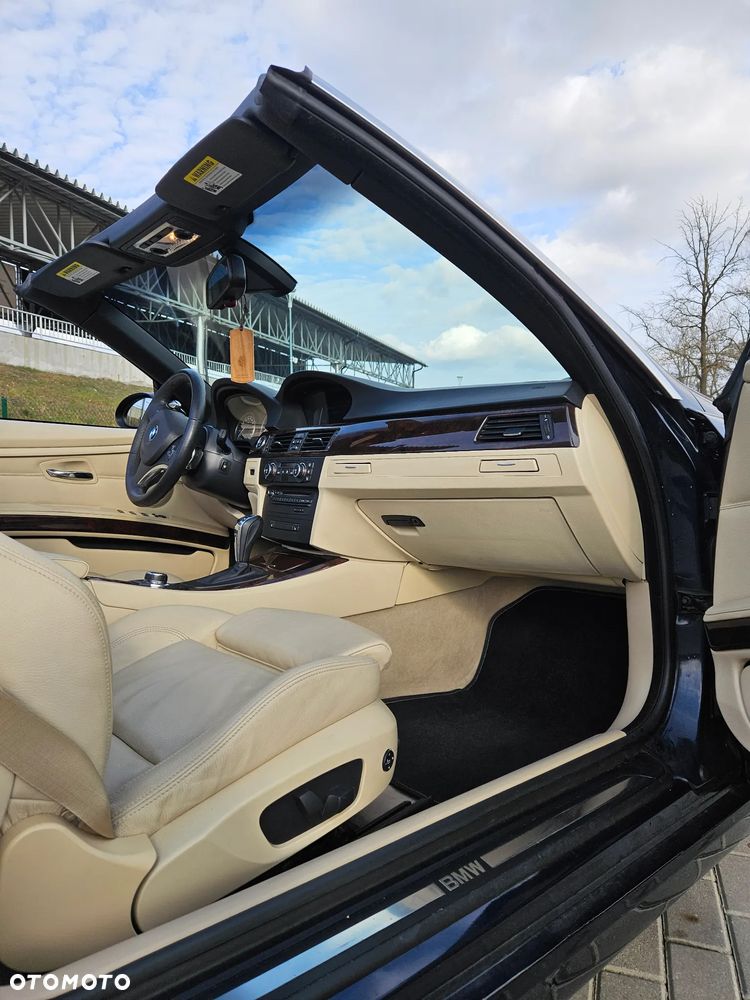 BMW Seria 3 335i - 15