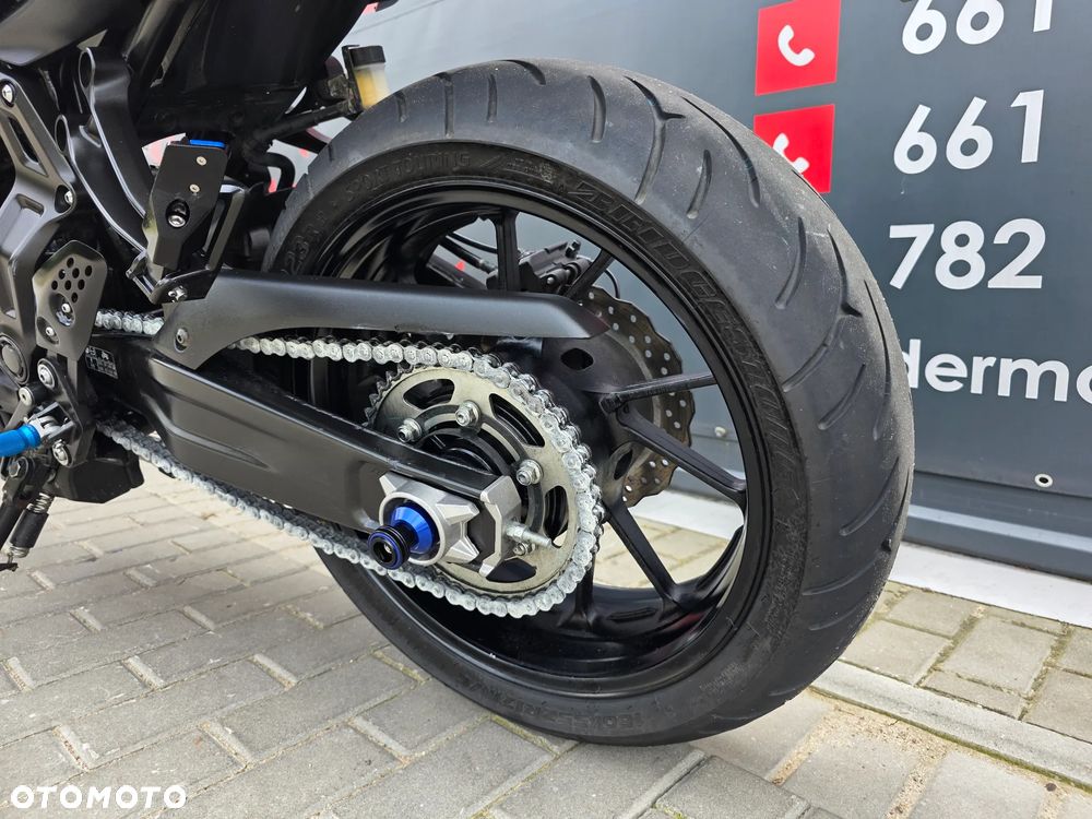 Yamaha MT - 7