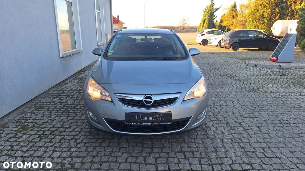 Opel Astra 1.4 Selection - 2
