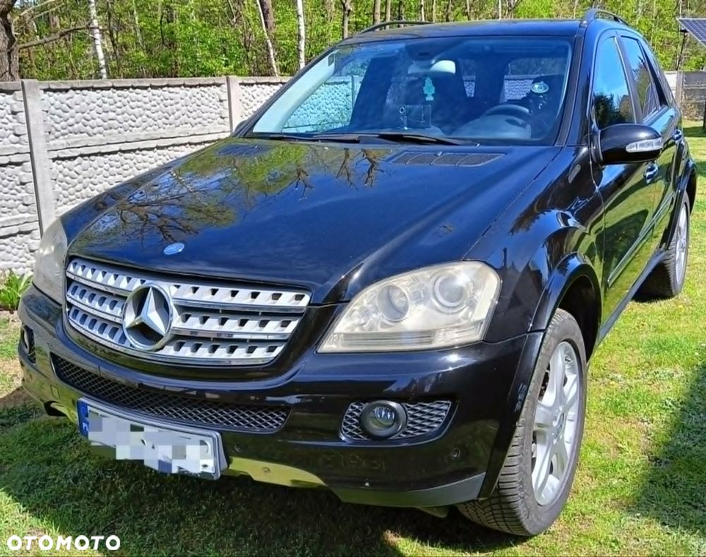 Mercedes-Benz ML - 1