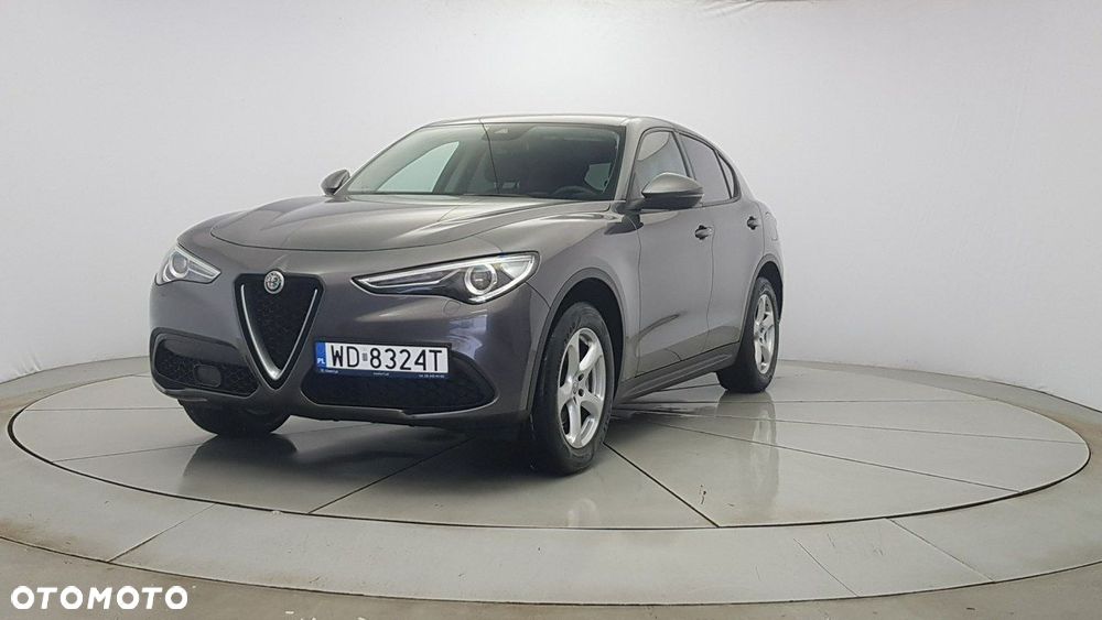 Alfa Romeo Stelvio - 3
