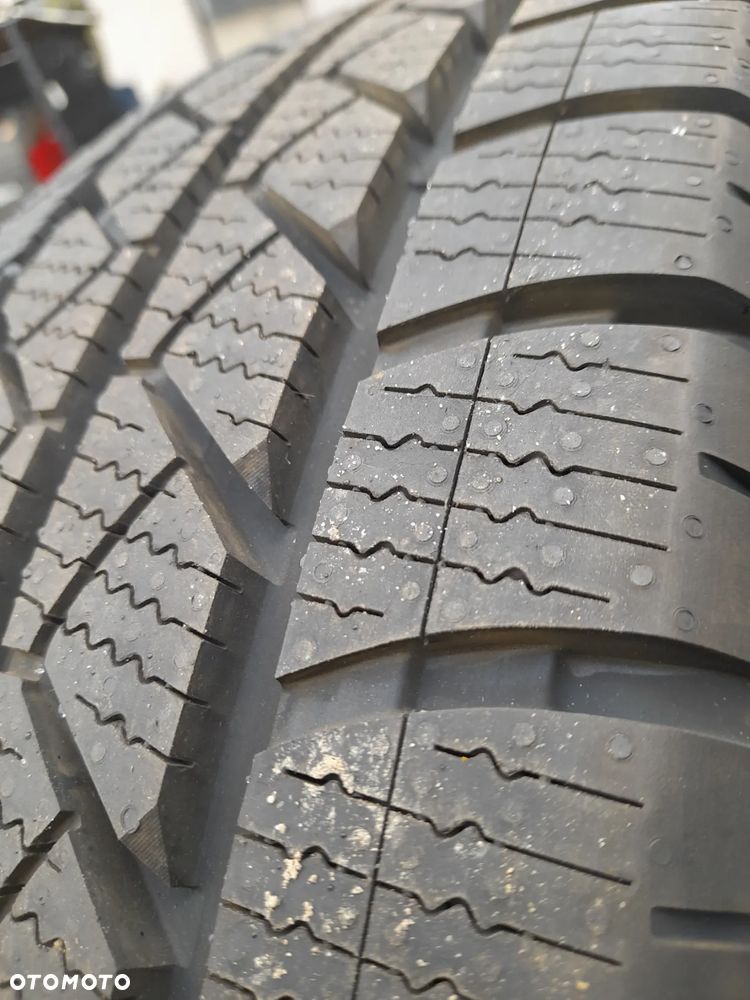 Opony całoroczne Goodyear Vector 4Seasons Cargo 215/75 16C 116T M+S - 7