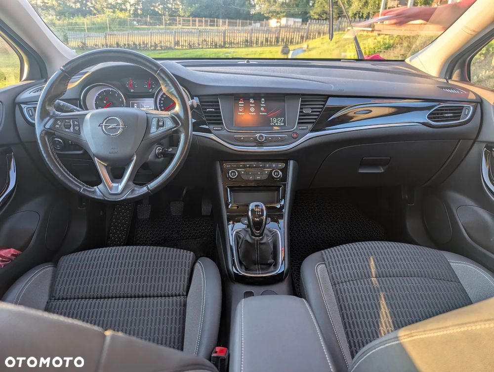 Opel Astra - 4