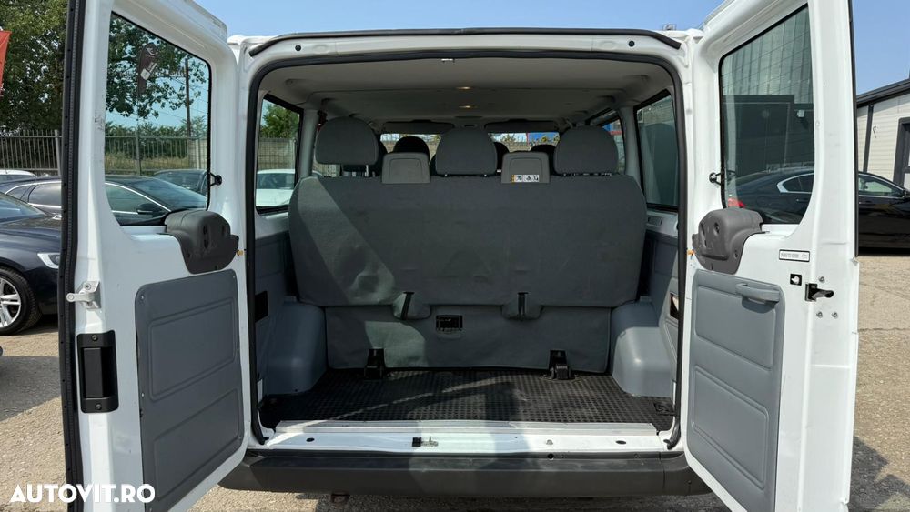 Ford Transit 300 SWB Kombi Ambiente - 11