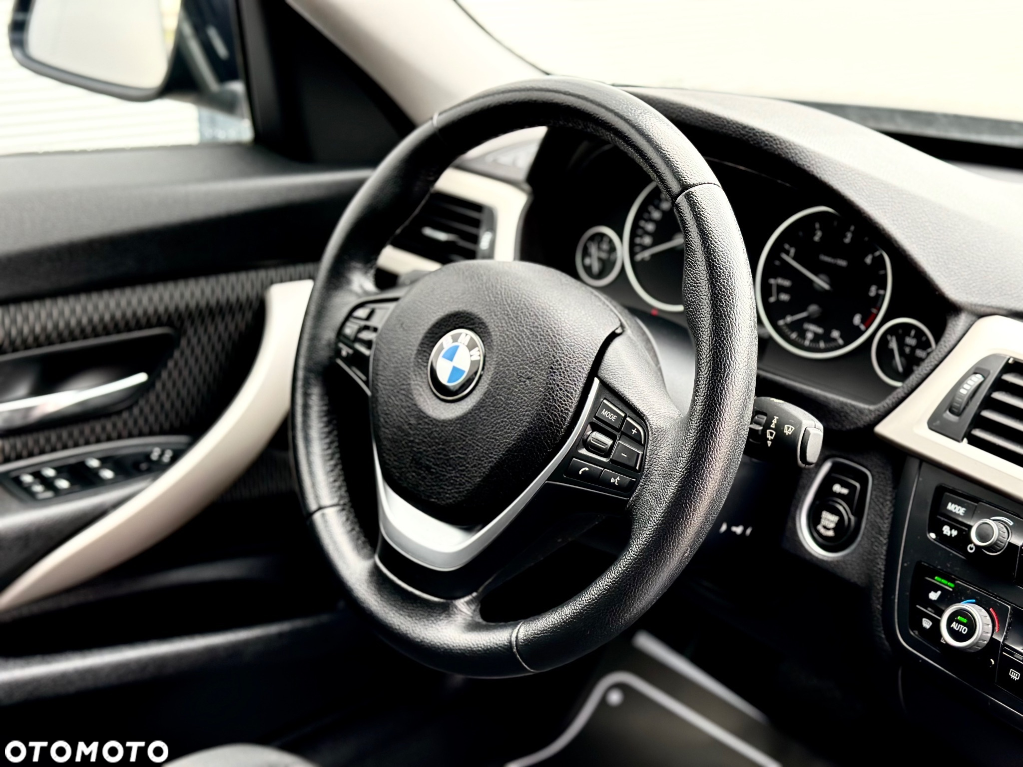 BMW 3GT 320d Business Edition sport - 36