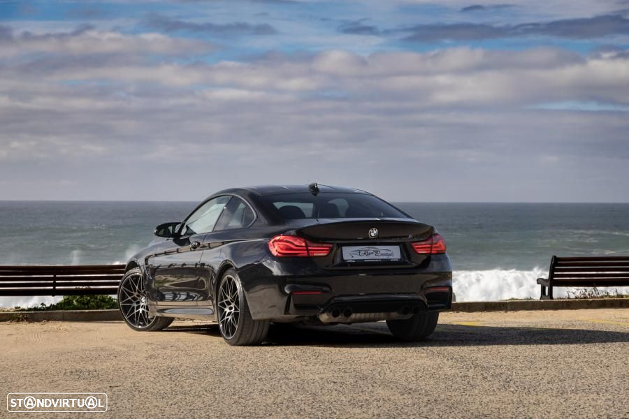BMW M4 Coupe DKG Competition - 17