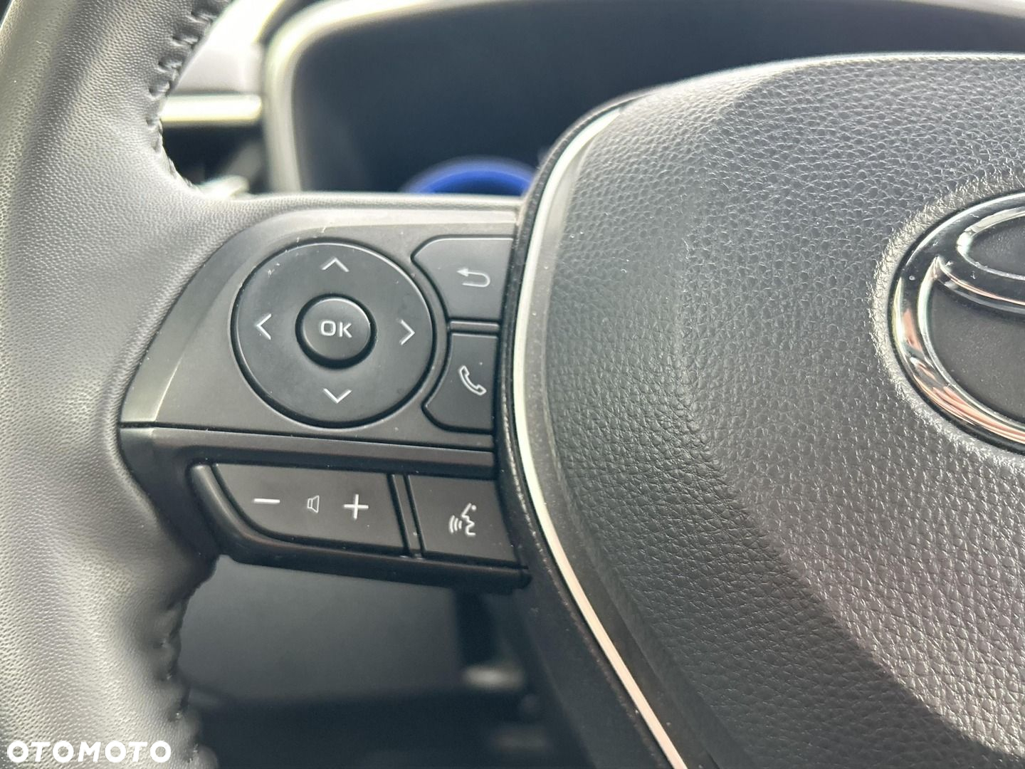 Toyota Corolla Cross 2.0 Hybrid Comfort - 14