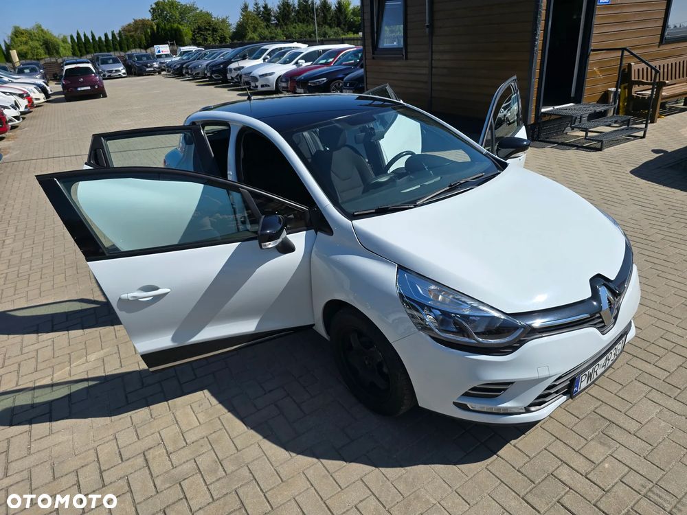 Renault Clio - 35