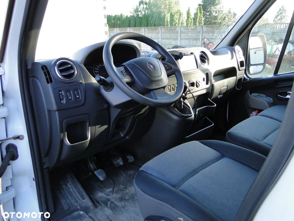 Renault Master - 10