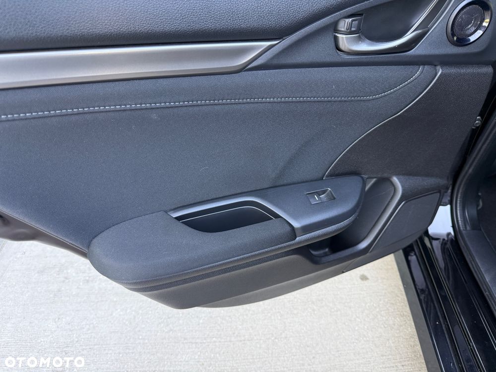 Honda Civic 1.0 i-VTEC Turbo Elegance - 26