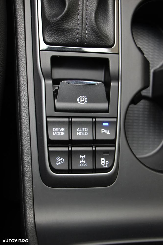 Hyundai Tucson 2.0 CRDI 4WD Automatik Premium - 11