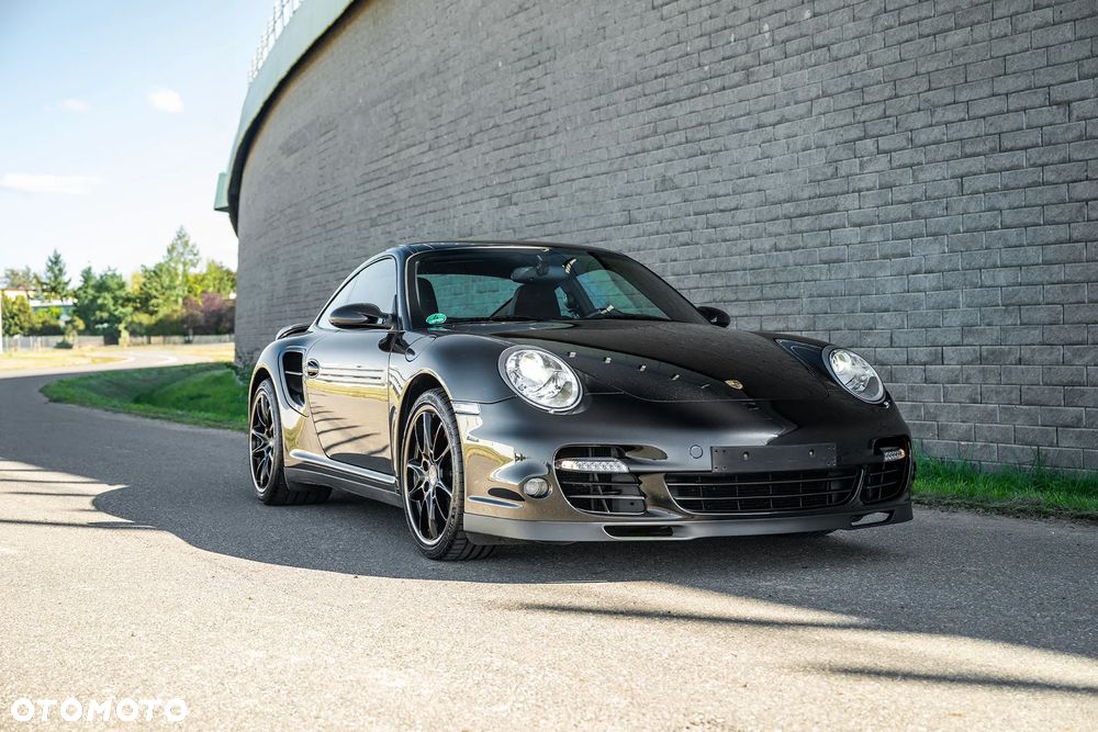 Porsche 911 Turbo - 3