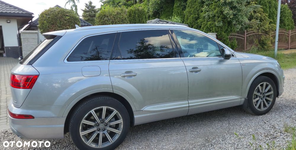 Audi Q7 - 8