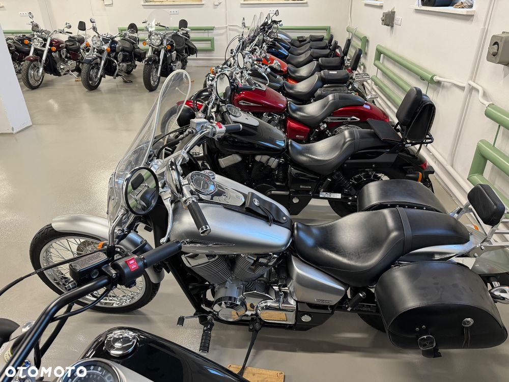 Suzuki Intruder - 24