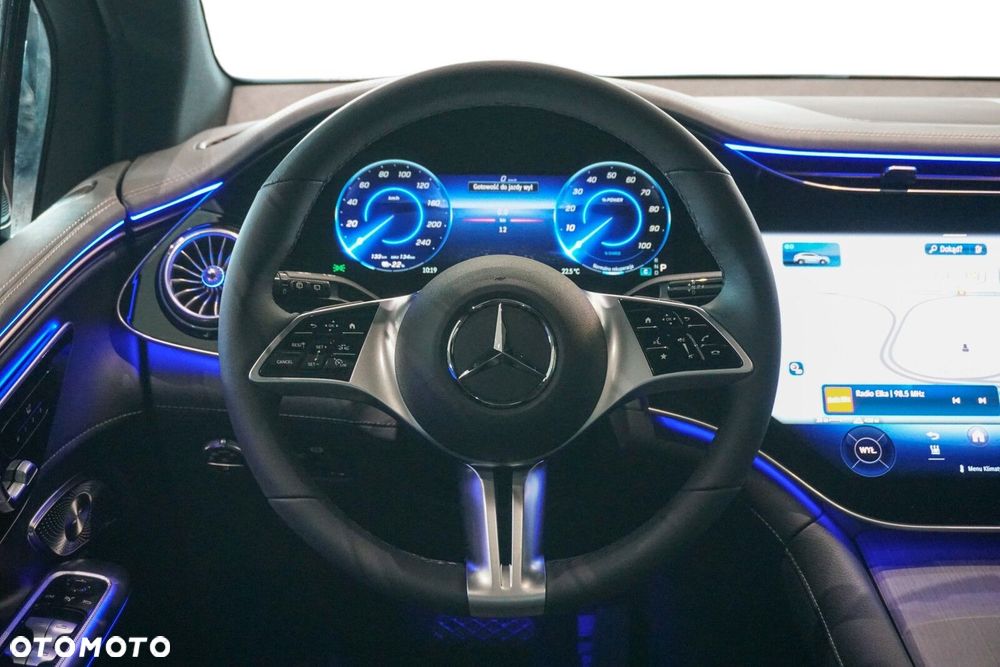 Mercedes-Benz EQE - 8