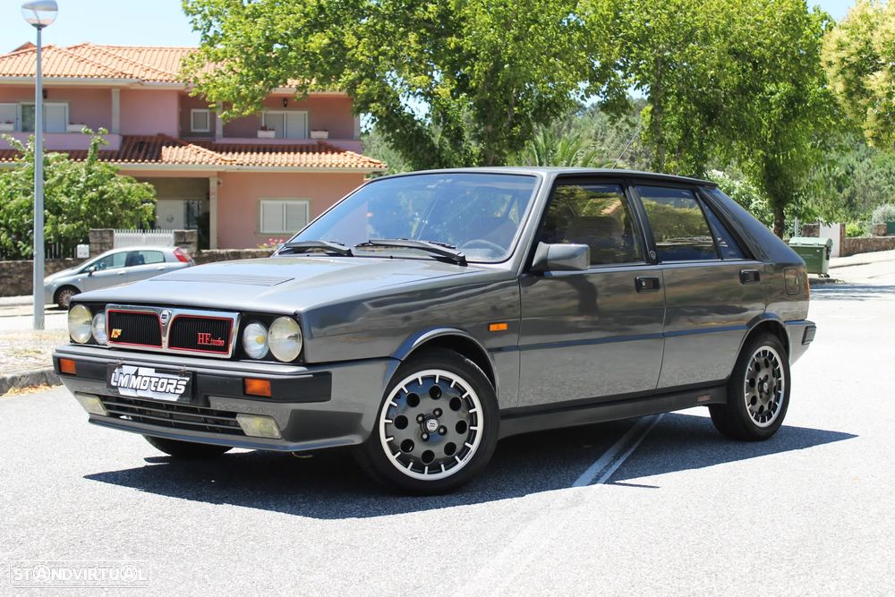 Lancia Delta 1.6 HF Turbo - 1