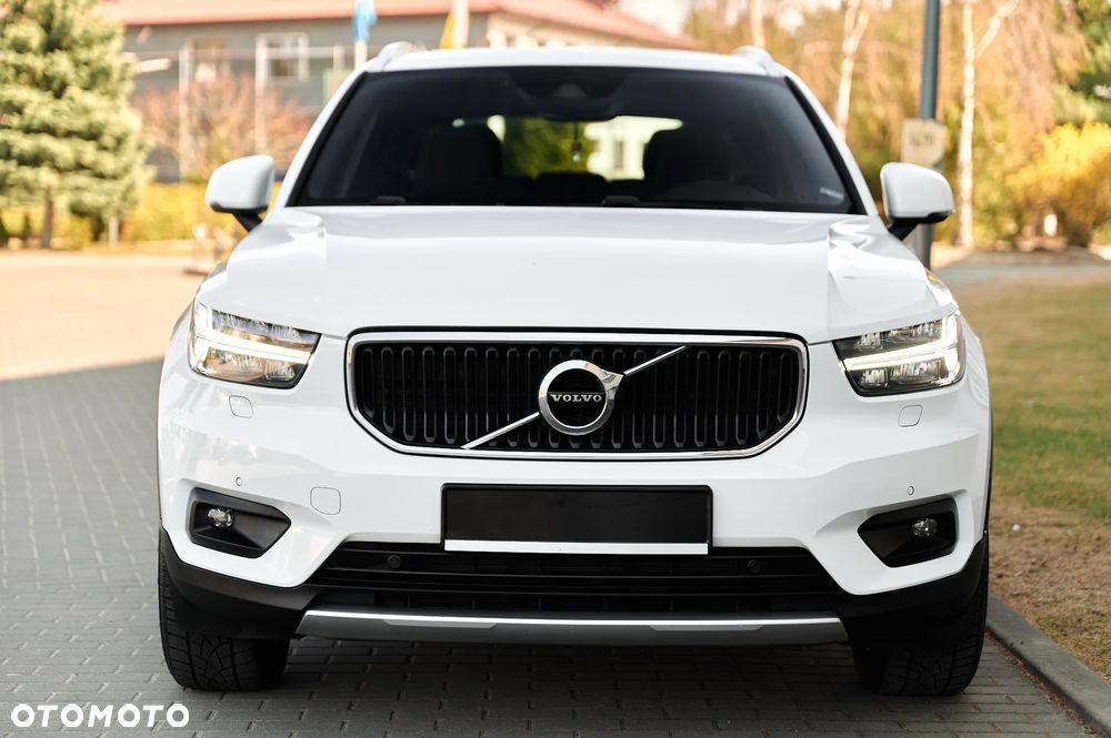 Volvo XC 40 T3 Momentum Pro - 11