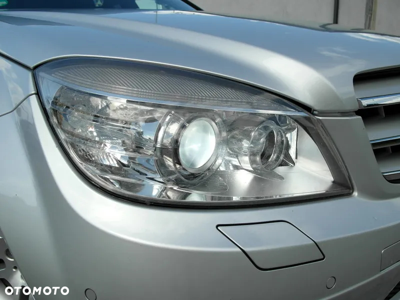 Mercedes-Benz Klasa C 200 Kompressor Avantgarde - 29
