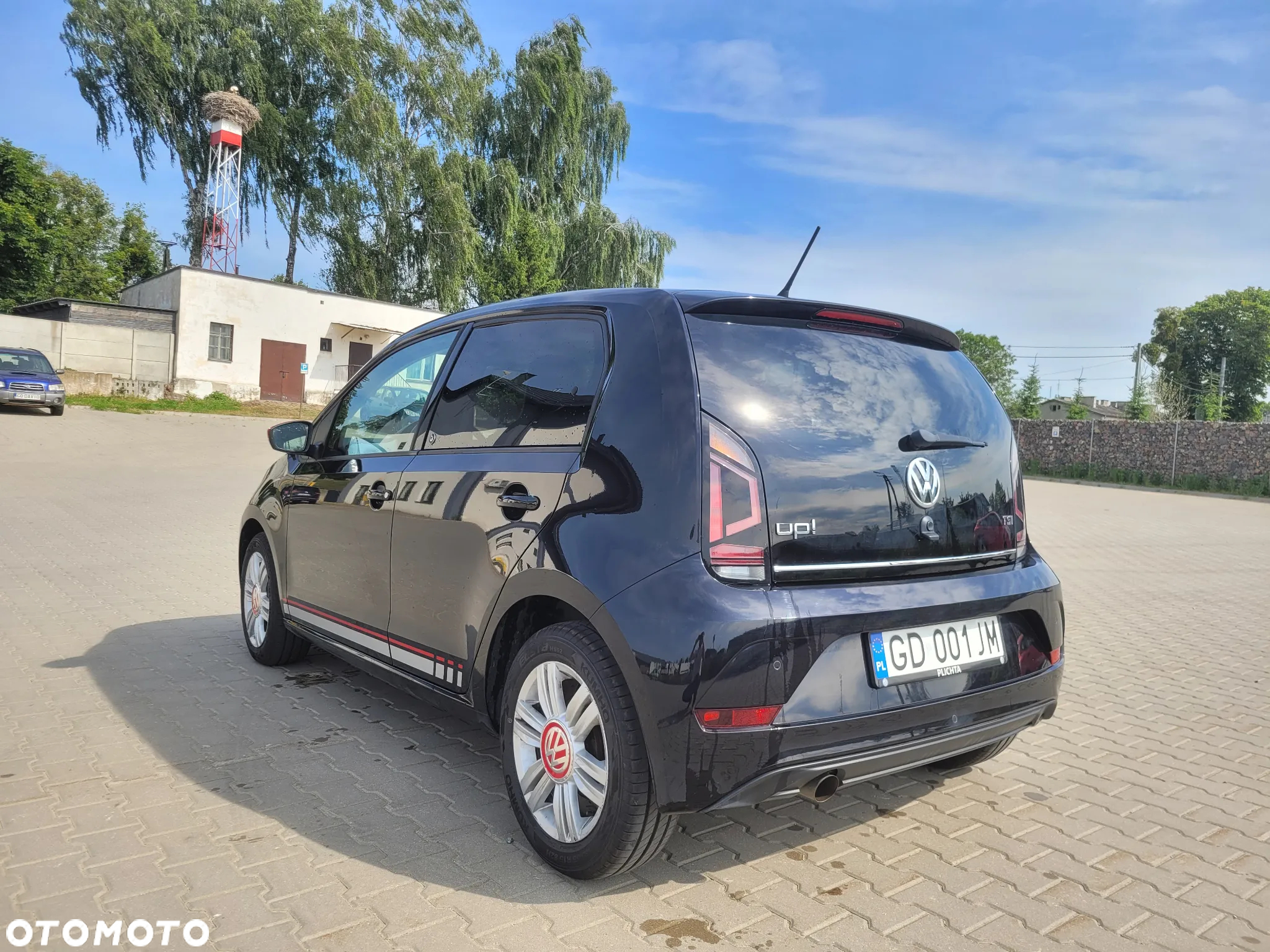 Volkswagen up! 1.0 TSI beats - 6