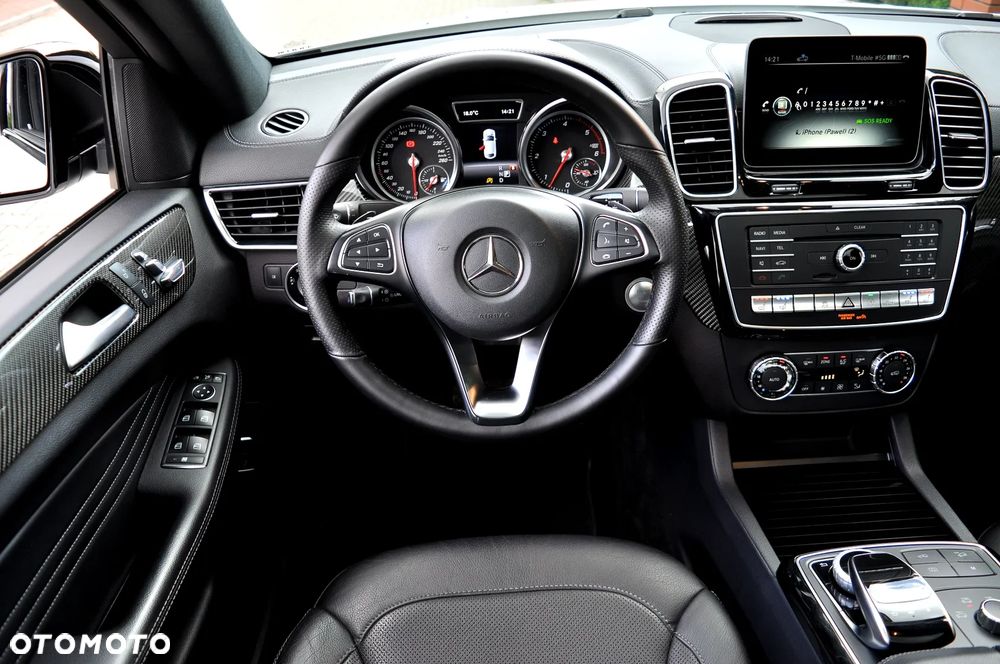 Mercedes-Benz GLE - 32