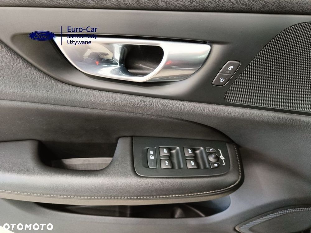 Volvo V60 B4 D Ultimate Bright - 17