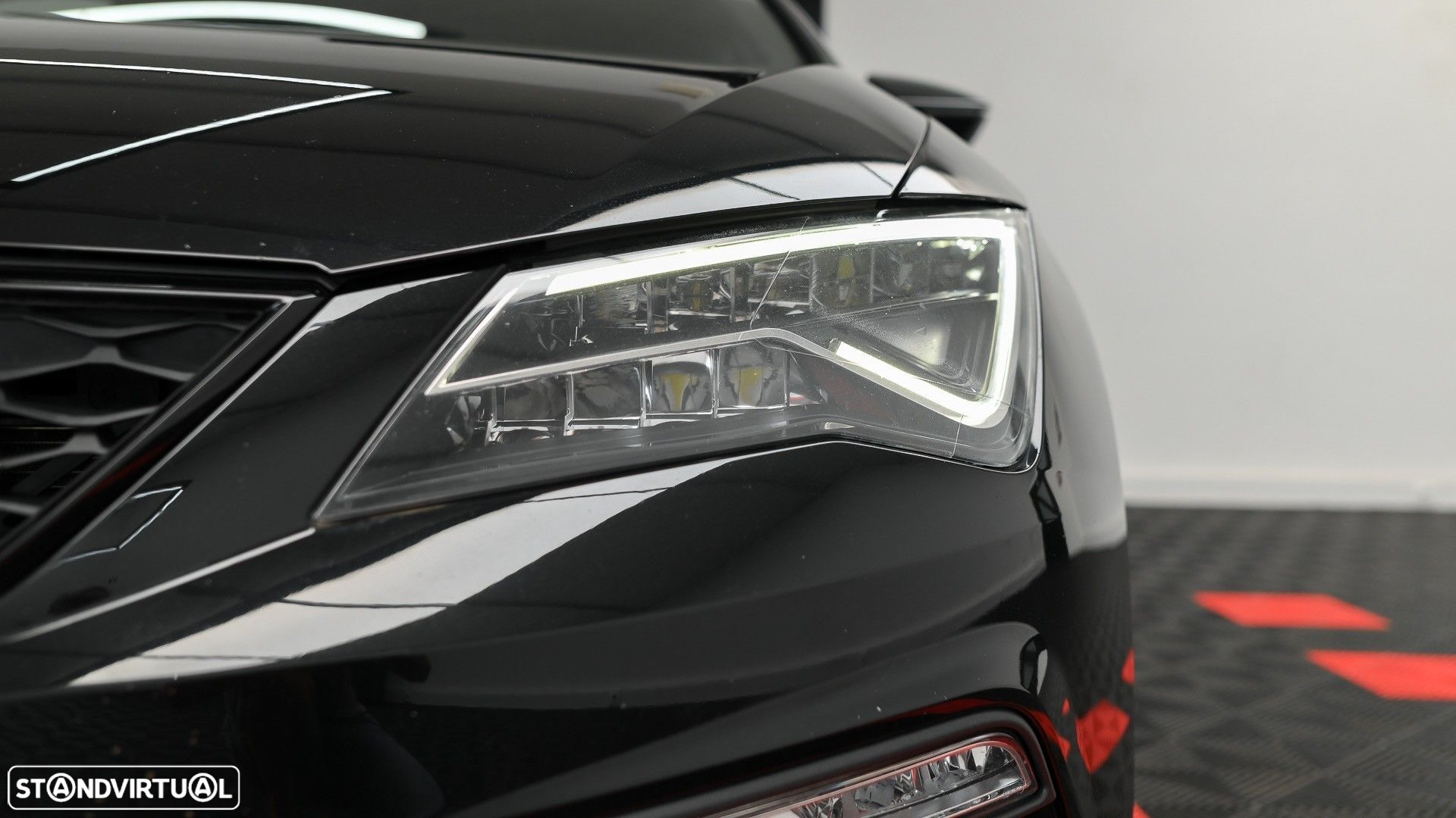SEAT Leon ST 2.0 TSI S&S 4Drive DSG Cupra 300 - 5