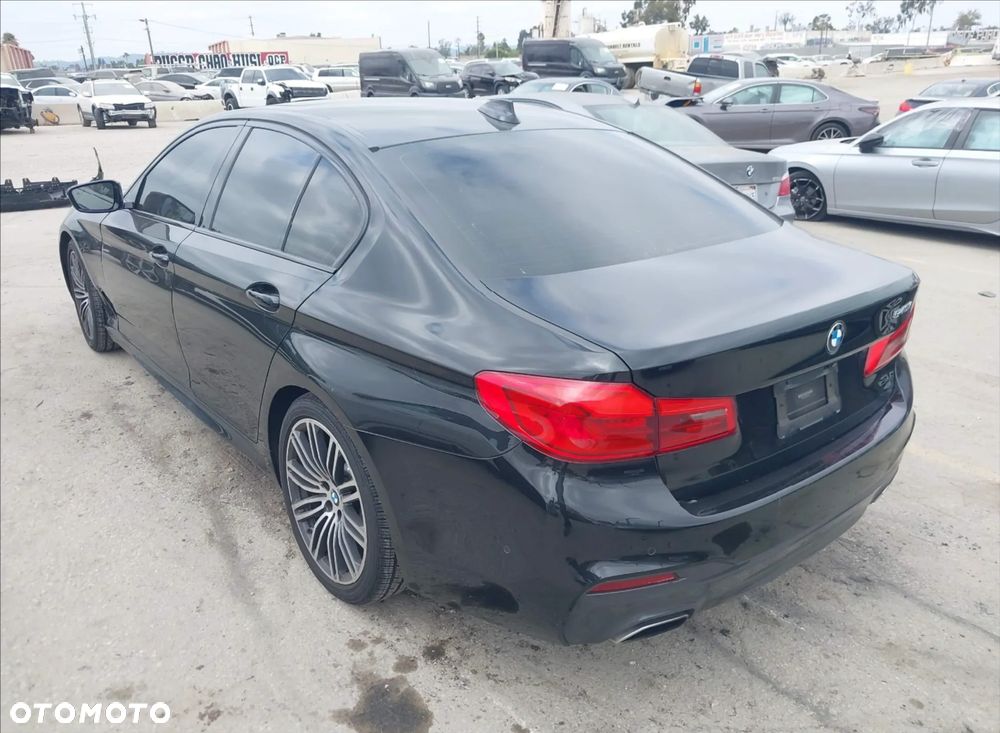 BMW Seria 5 540i GPF Sport - 3
