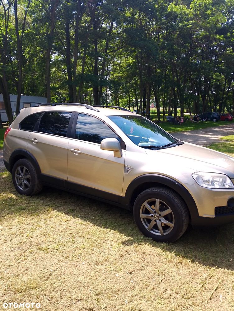 Chevrolet Captiva 2.4 LS - 7