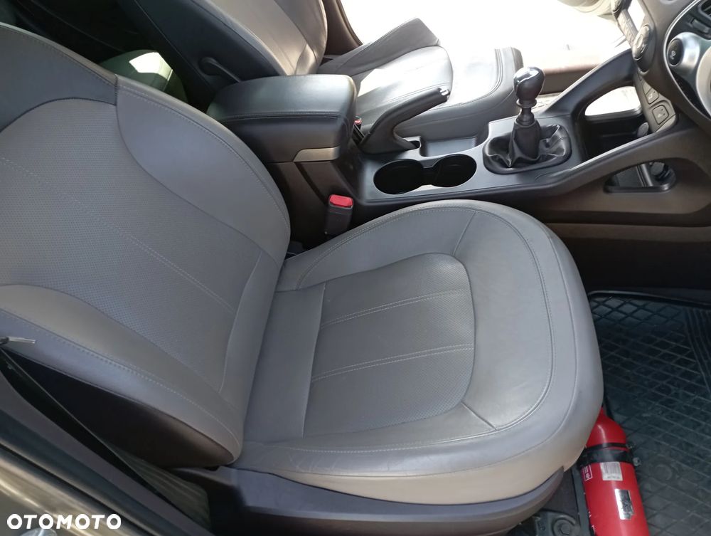 Hyundai ix35 1.6 GDI Premium 2WD - 26