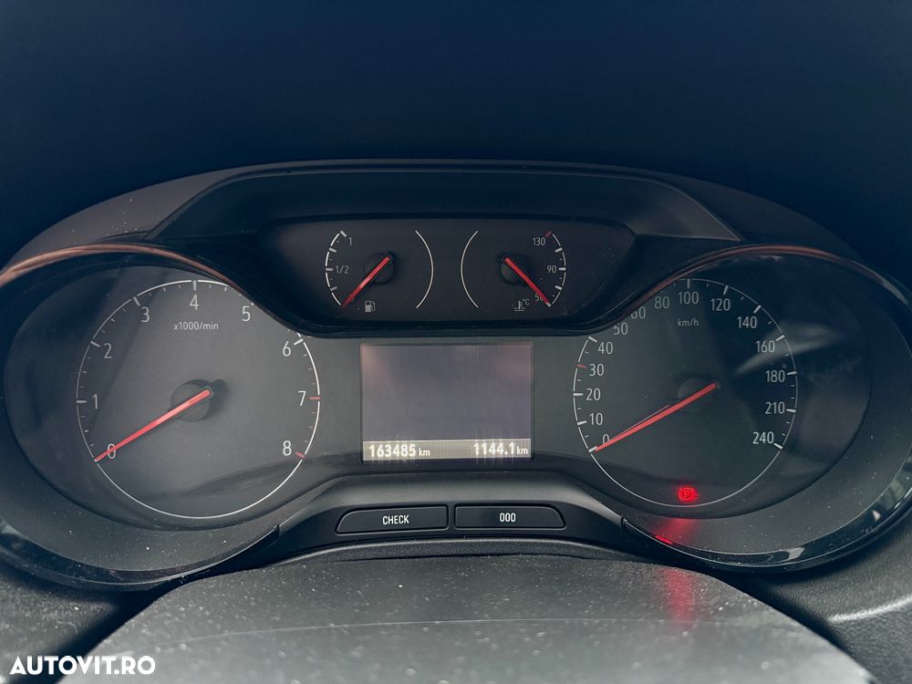 Opel Grandland X 1.2 Turbo START/STOP Aut. Enjoy - 8