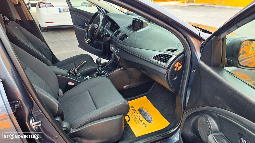 Renault Mégane Sport Tourer 1.5 dCi Limited SS - 11