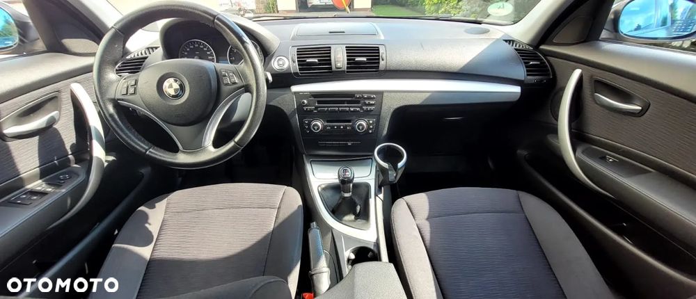 BMW Seria 1 116i - 12