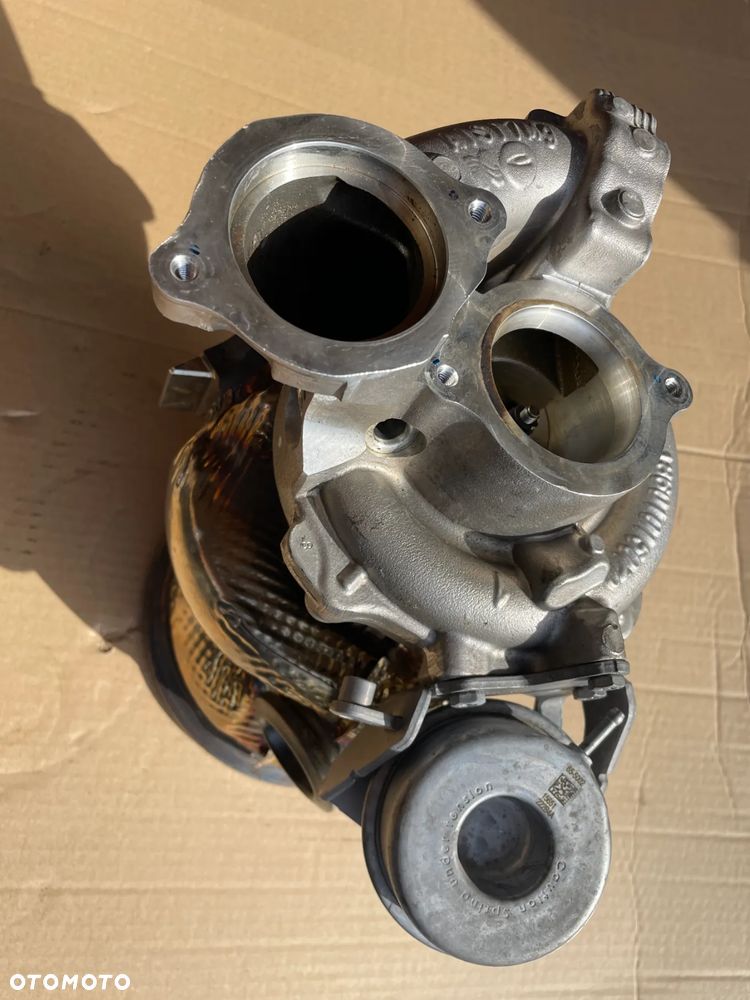 TURBOSPRĘŻARKA  06M145689M  AUDI B9 RS4  RS5  Q7   Q8  A8   3.0 TFSI - 9