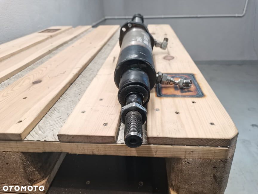 Cylinder hydrauliczny wspomagania Dieci 26.6 Mini Agri {Spicer tył} - 5