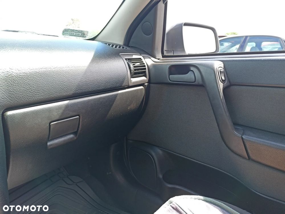 Opel Astra - 12