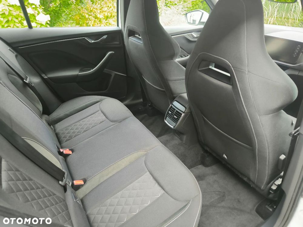 Skoda Kamiq 1.6 TDI DSG Ambition - 10
