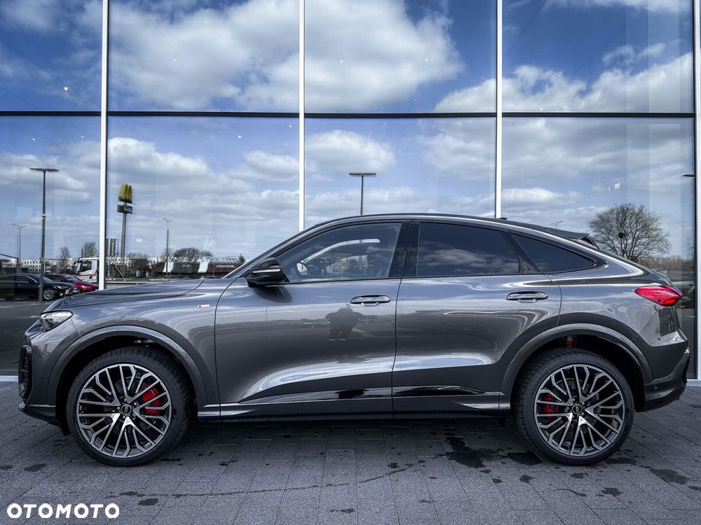 Audi Q5 Sportback - 5