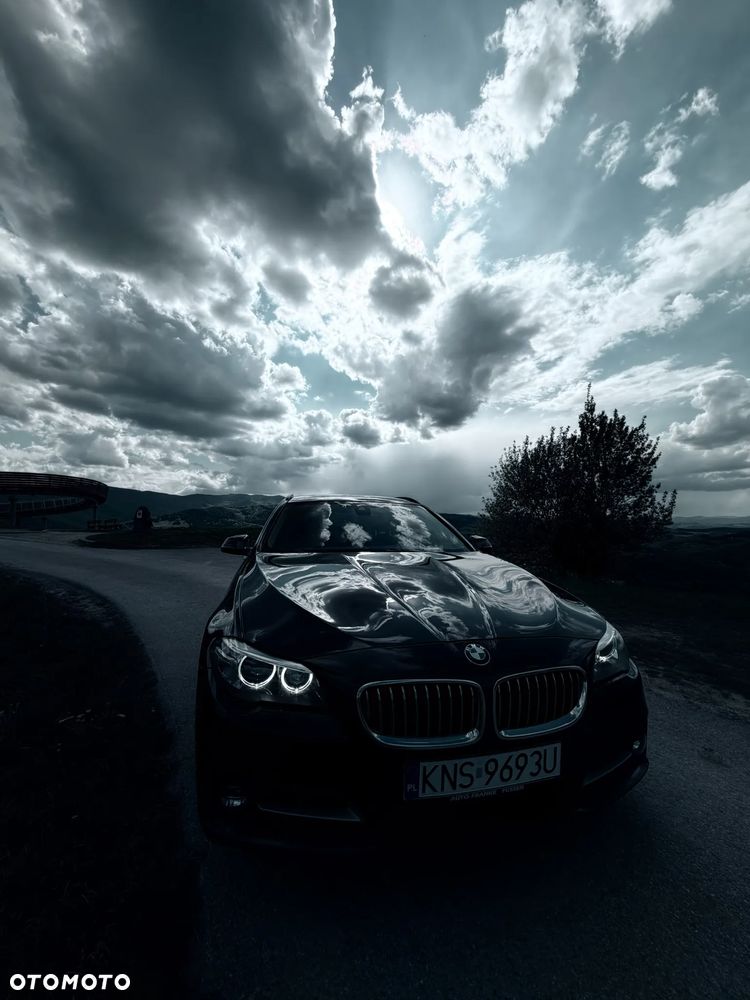 BMW Seria 5 520d xDrive - 39