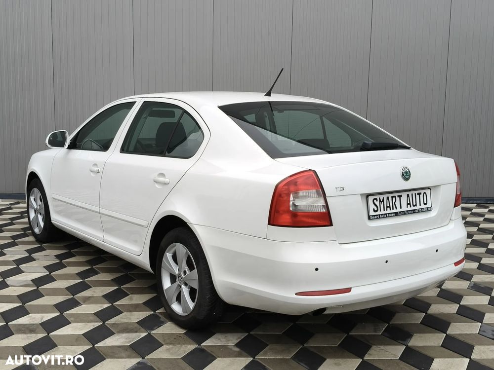 Skoda Octavia 1.6 TDI DPF DSG Classic - 5