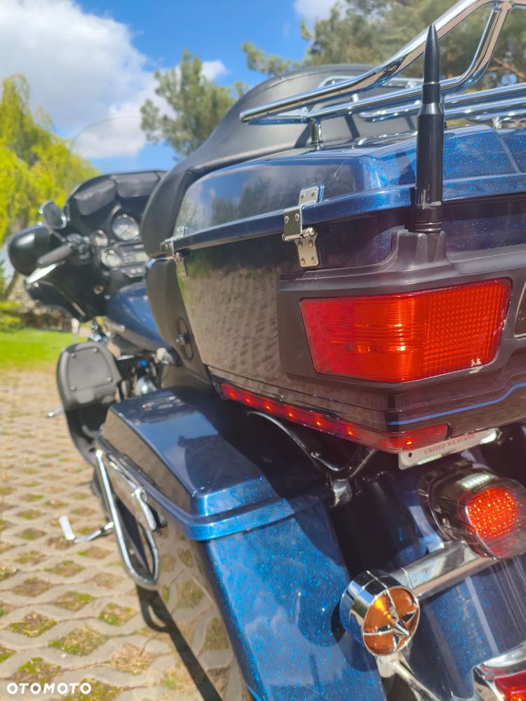 Harley-Davidson FLH Electra Glide - 23