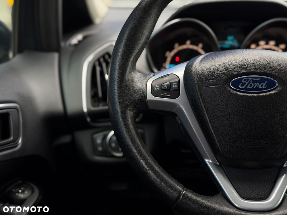 Ford B-MAX - 17