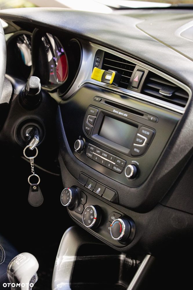 Kia Ceed 1.6 GDI M - 22
