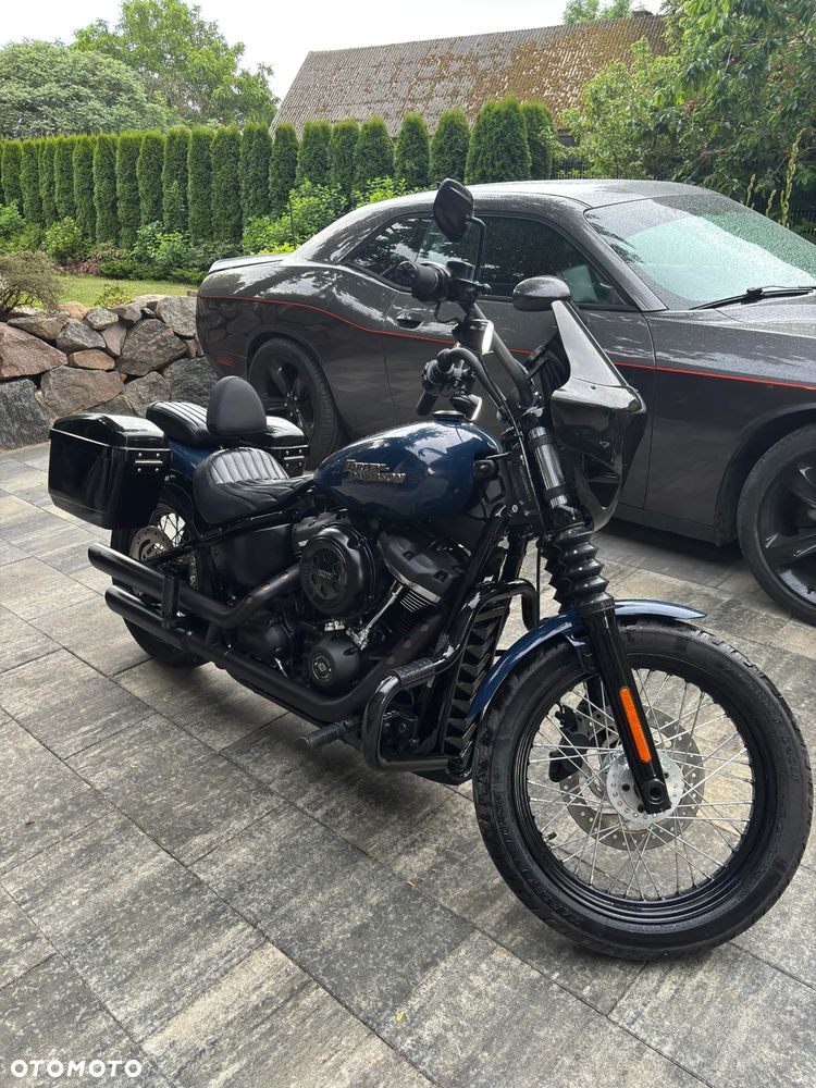 Harley-Davidson Softail Street Bob - 4