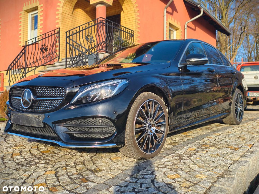 Mercedes-Benz Klasa C 200 7G-TRONIC AMG Line - 4