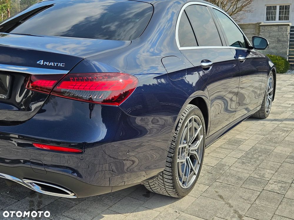 Mercedes-Benz Klasa E 220 d 4-Matic AMG - 15