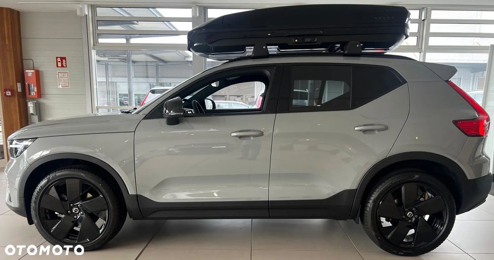 Volvo XC 40 B4 AWD Plus Dark - 15