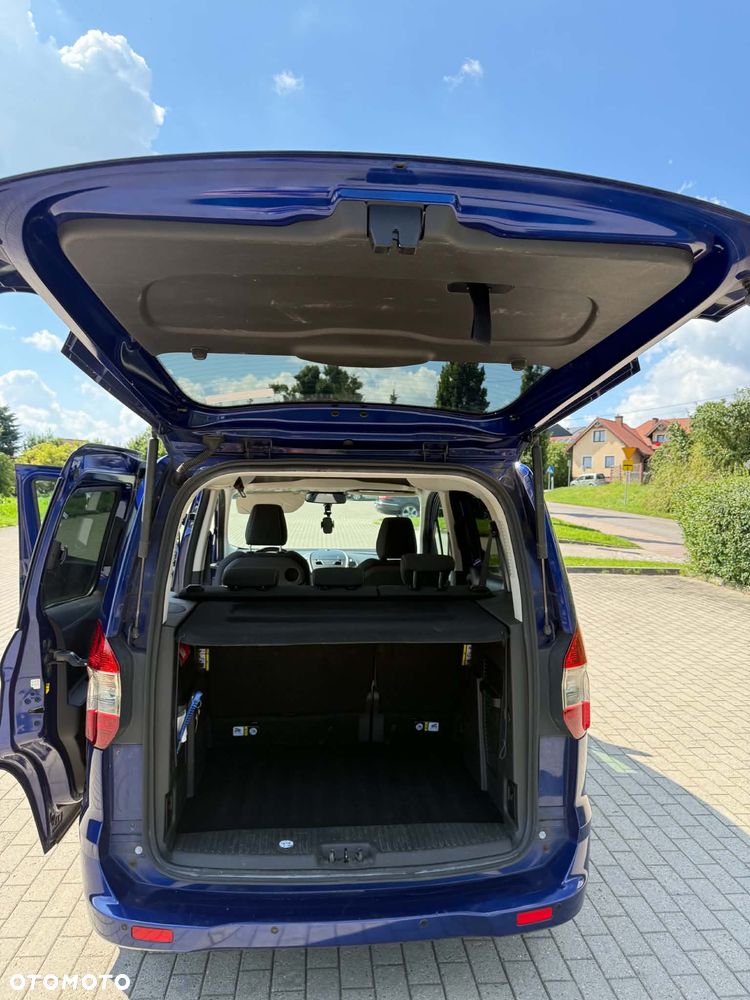 Ford Tourneo Courier - 6