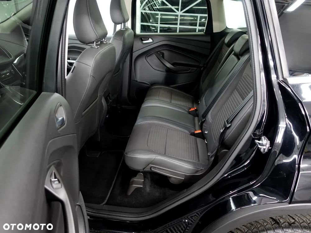 Ford Kuga 1.5 EcoBoost FWD Titanium - 10